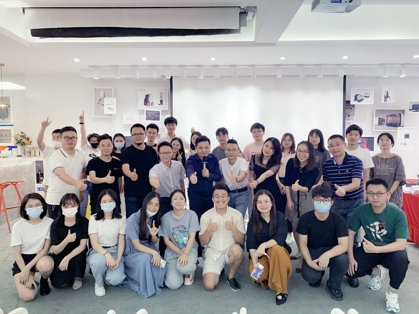 携手并进，共谋远景丨中荣印刷集团&洛可可战略合作签约仪式暨分享会圆满成功！